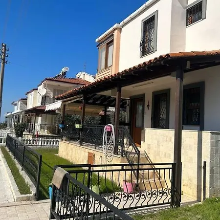 2 Minute Walk To Seaside Hotel